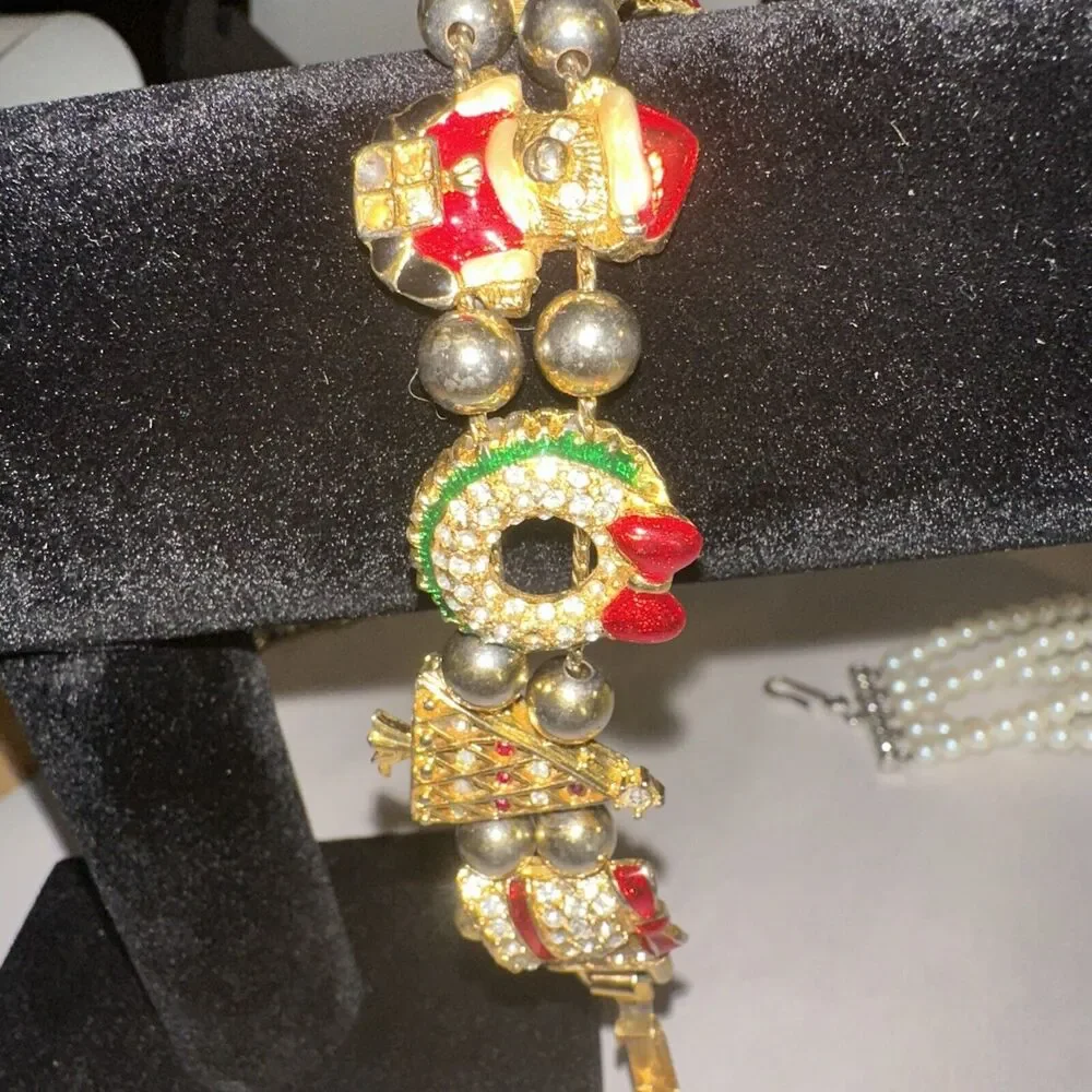 Christmas Slide Charm Bracelet Gold Tone Santa Tree Wreath